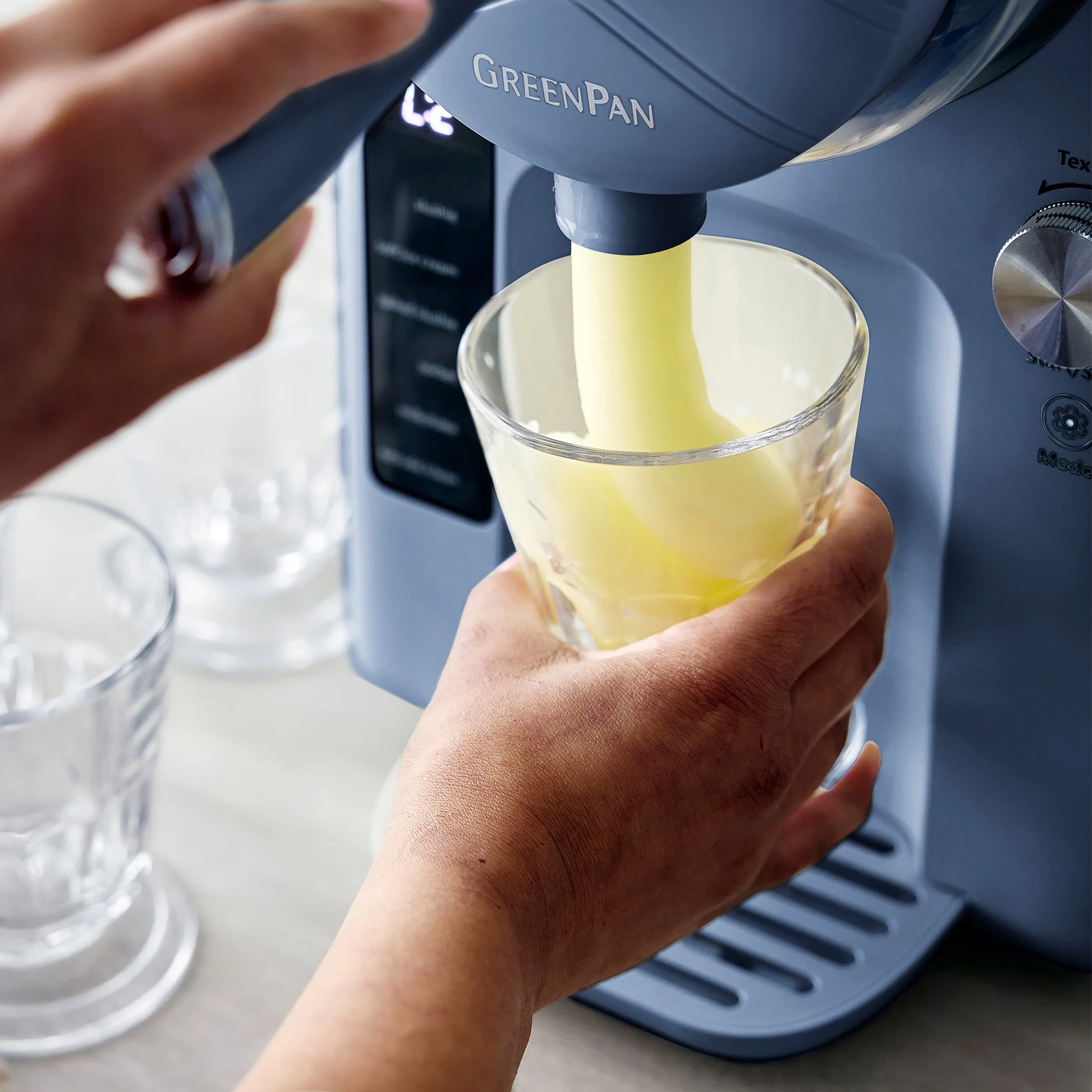 Frost 15-in-1 Ice Cream & Frozen Drink Maker | Berry