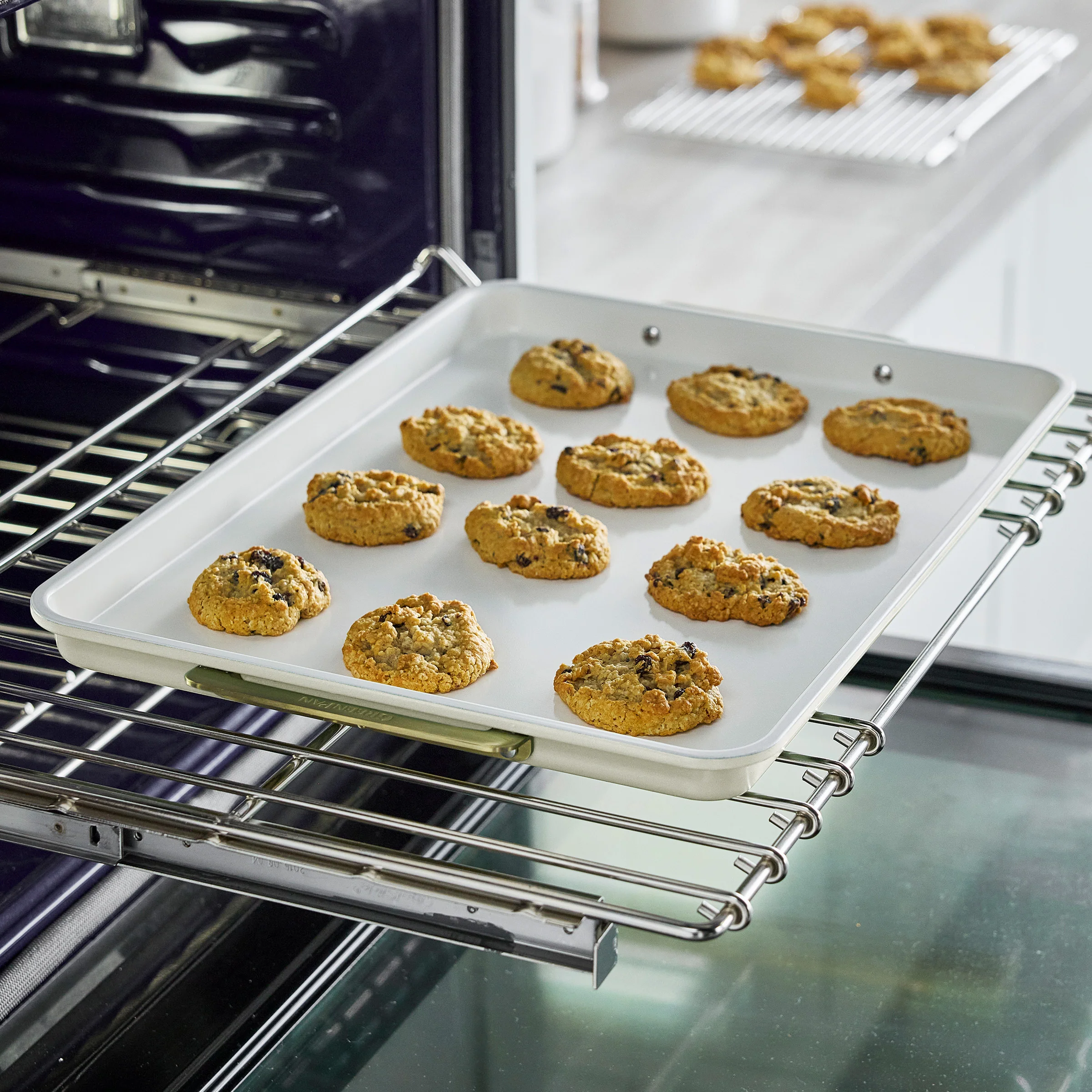 Reserve Bakeware 7-Piece Set | Cream