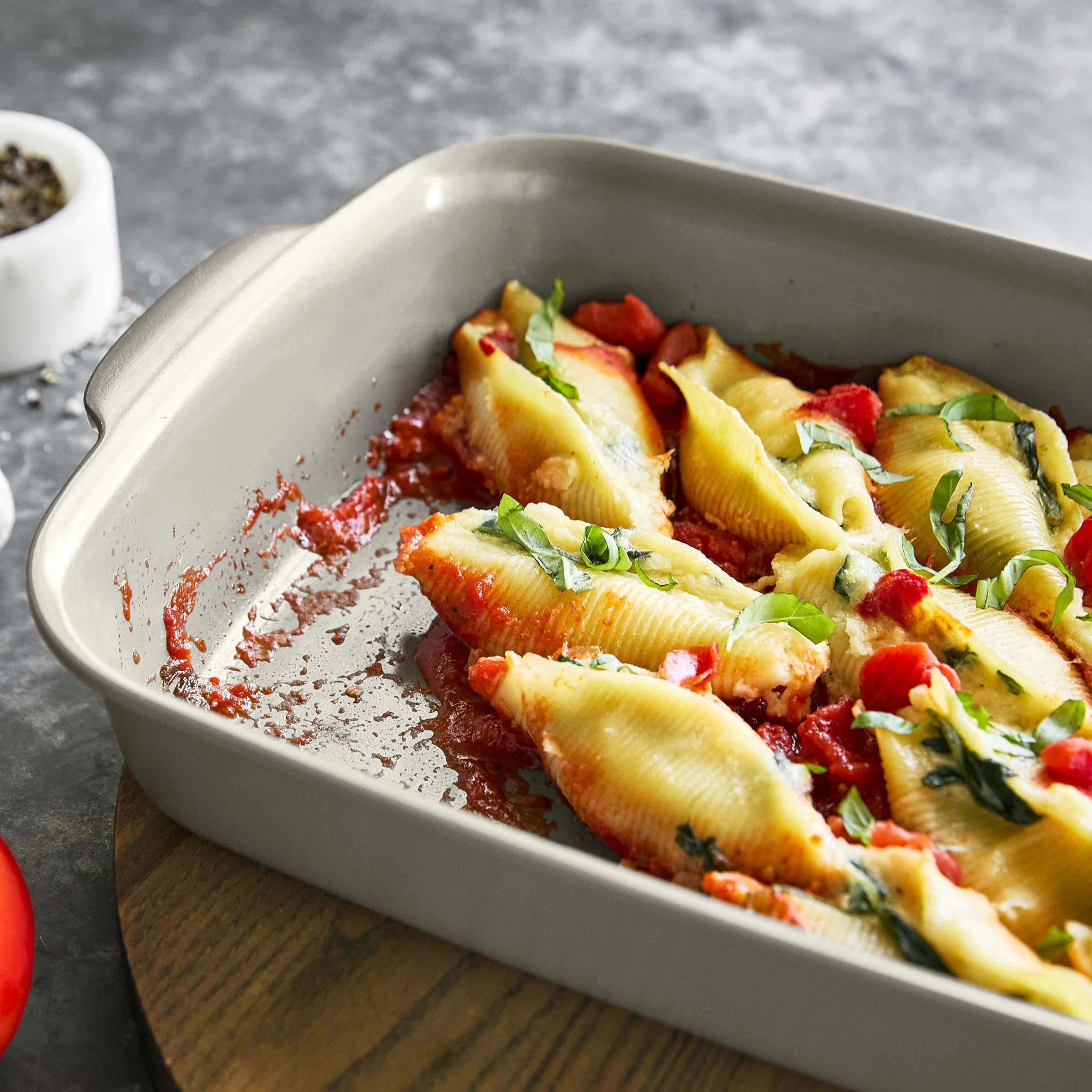 Premiere Ovenware Ceramic Nonstick 2-Piece Cake Pan Set | Taupe