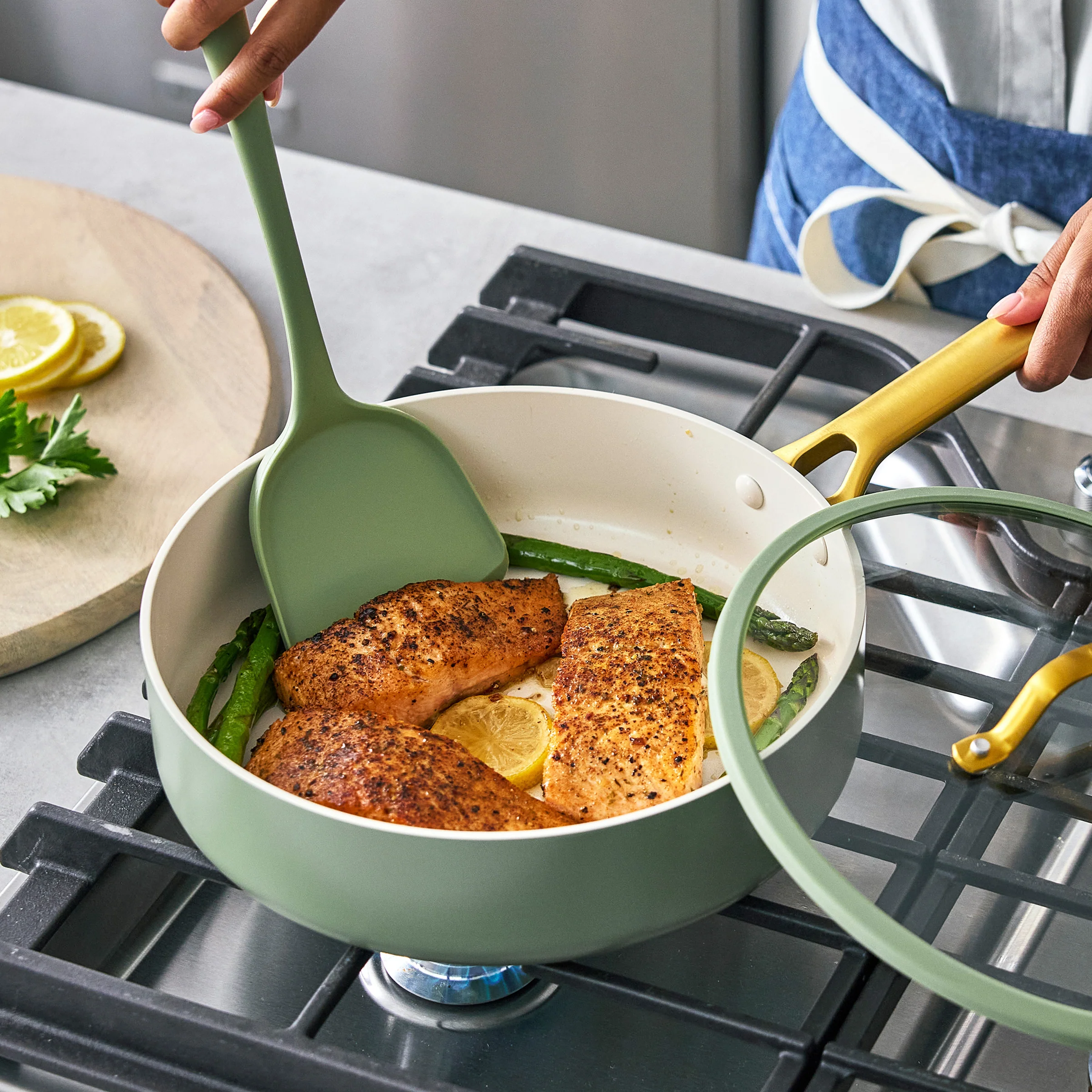 Reserve Pro 18-Piece Cookware & Bakeware Set | Sage