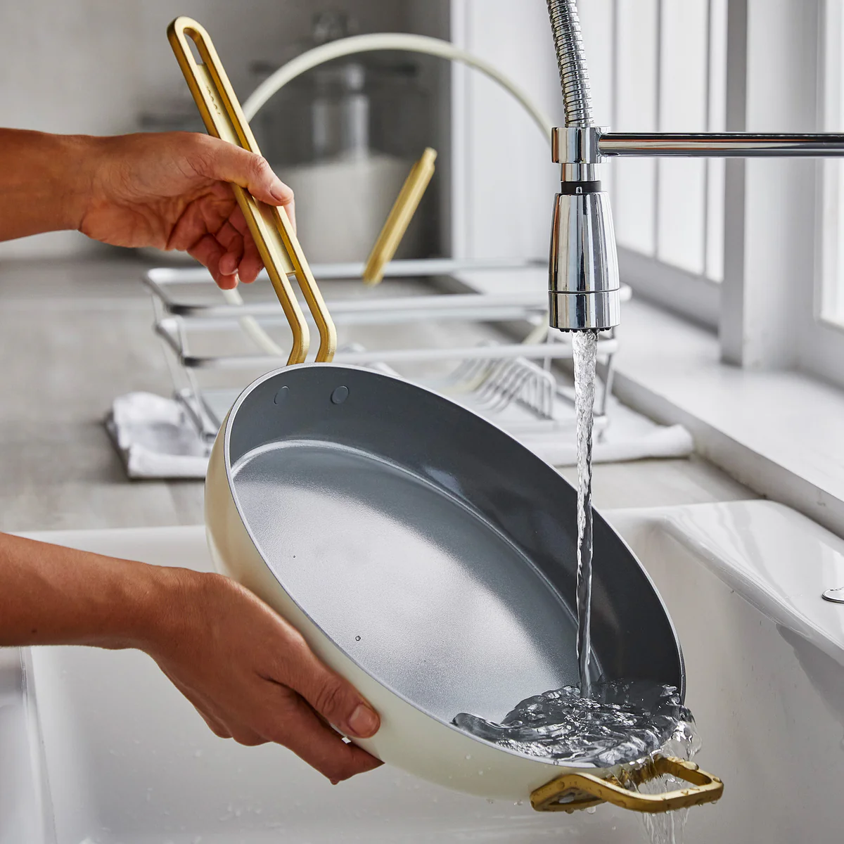 Stanley Tucci™ Ceramic Nonstick 12 Frypan with Lid | Carrara White