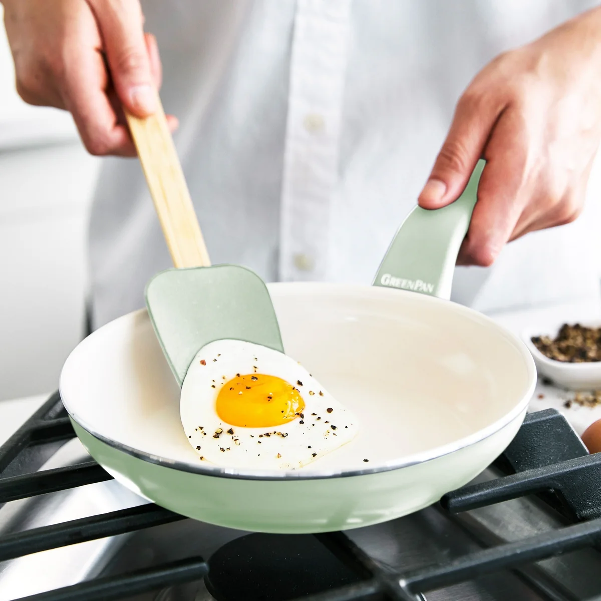 Dover Ceramic Nonstick 8 Frypan with Spatula | Pastel Green
