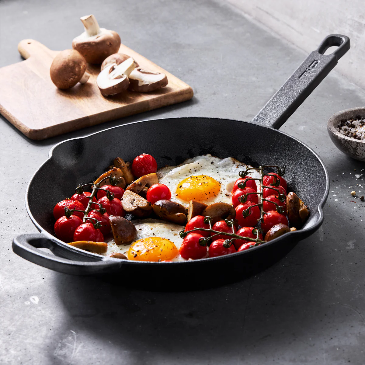 Bobby Flay by GreenPan 10 Cast Iron Frypan