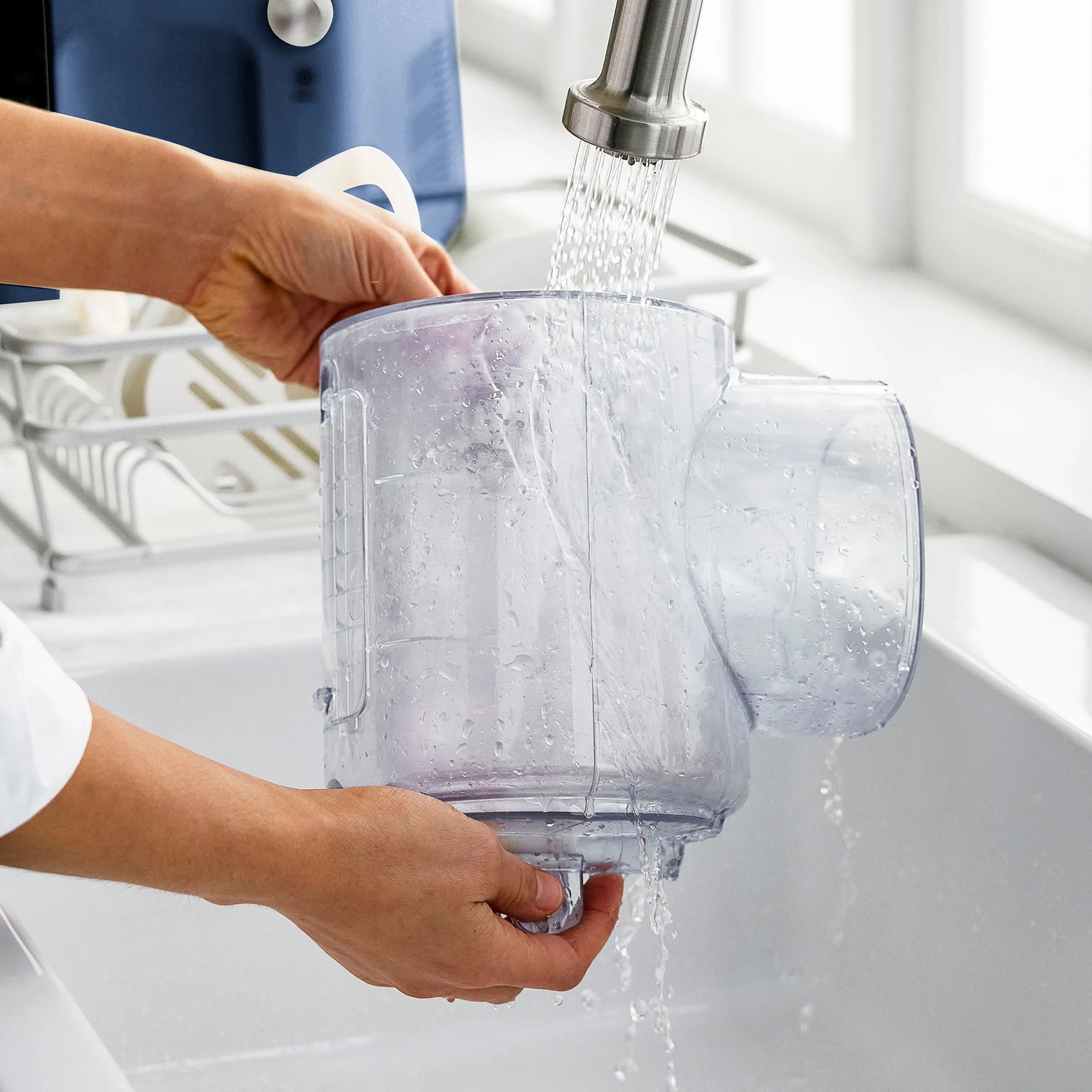 Frost 15-in-1 Ice Cream & Frozen Drink Maker | Berry