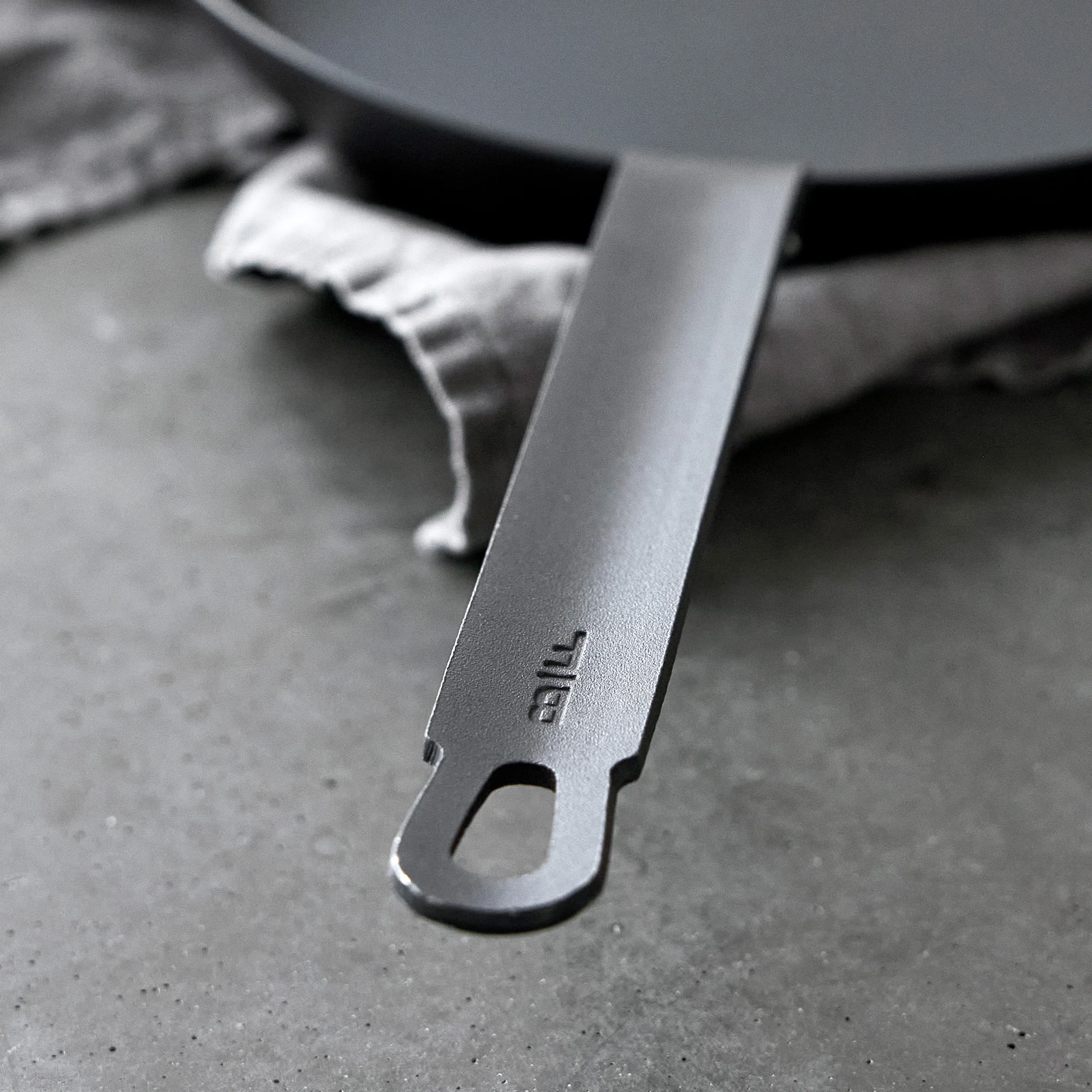 Bobby Flay by GreenPan 8 Carbon Steel Frypan