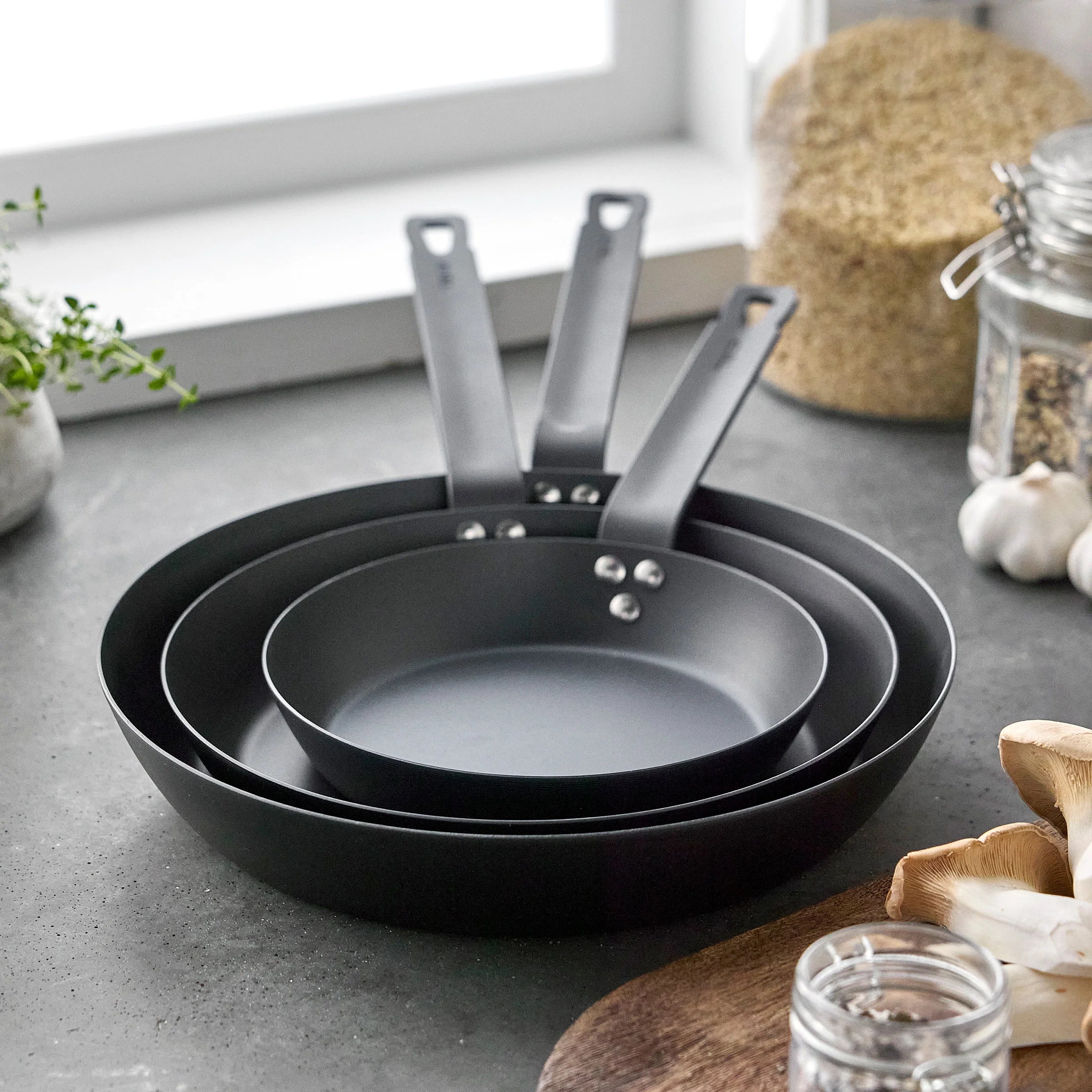 Bobby Flay by GreenPan 8, 10 and 12 Carbon Steel Frypan Set