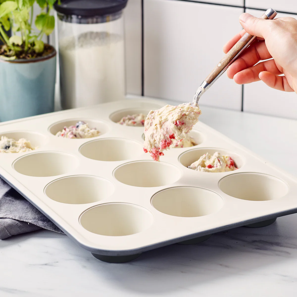 GreenLife Ceramic Nonstick Muffin Pan | Black