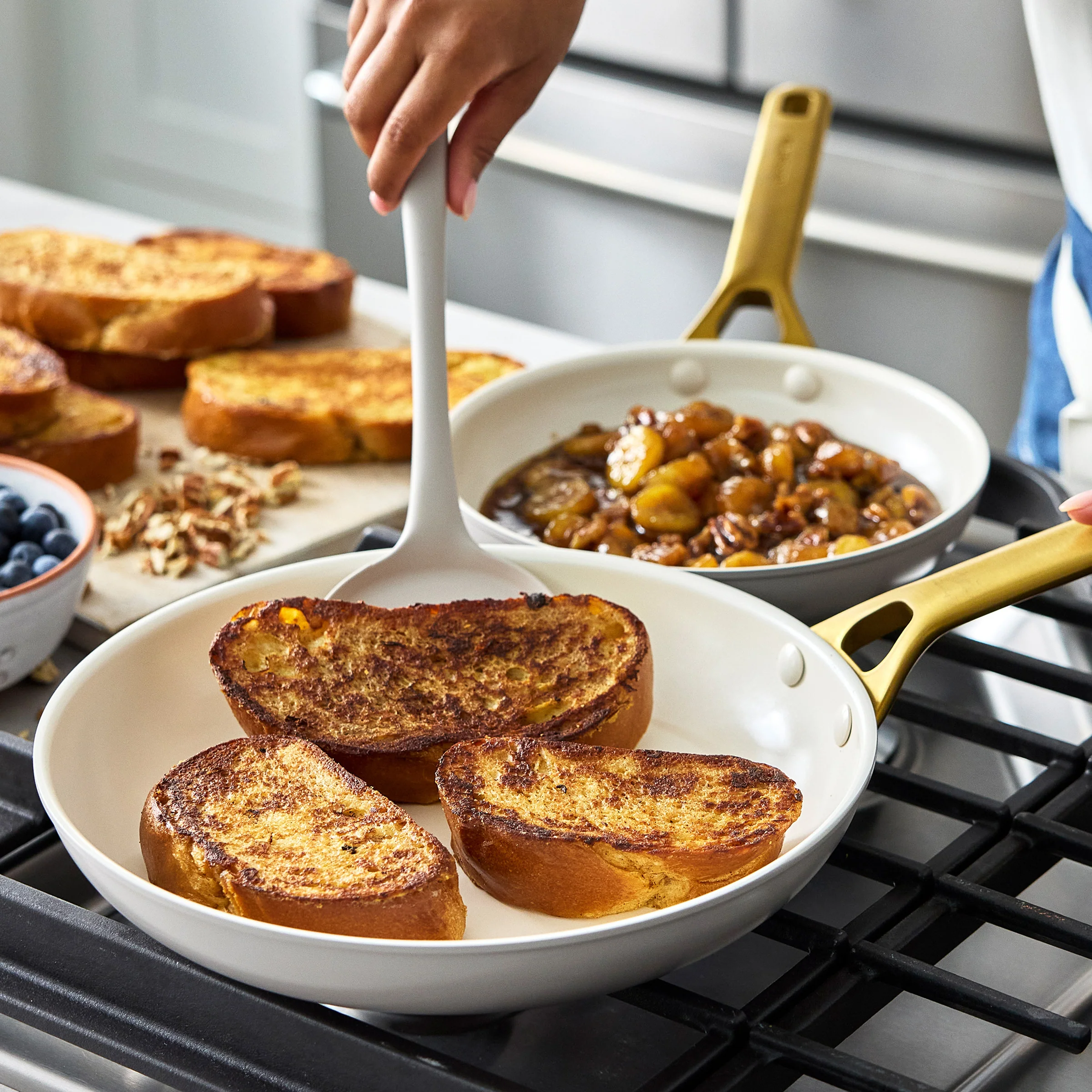 Reserve Pro Ceramic Nonstick 10-Piece Cookware Set | Oyster