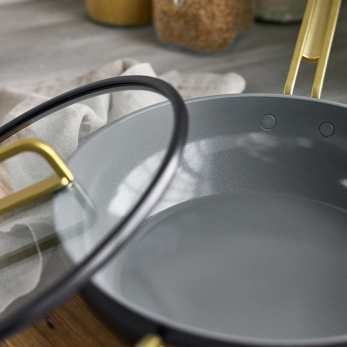 Stanley Tucci™ Ceramic Nonstick 4.5-Quart Stanley Pan Jr. | Calabrian Fig