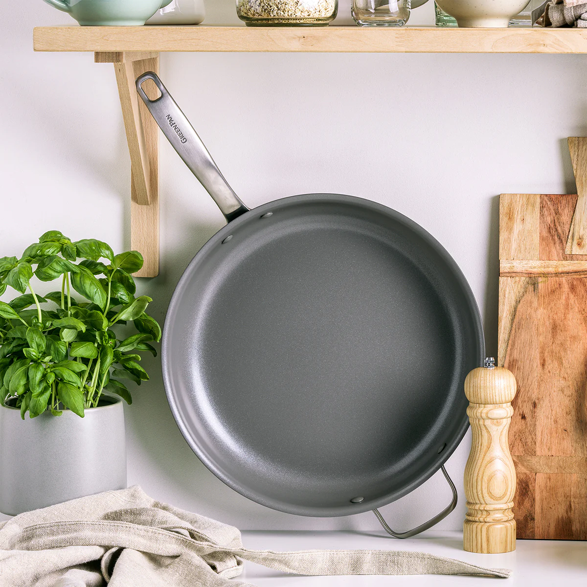 Chatham Ceramic Nonstick 13.5 Frypan