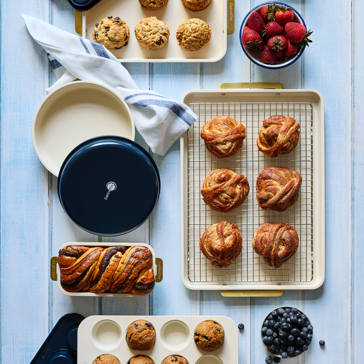 Reserve Bakeware 13 x 9 Rectangular Pan | Twilight