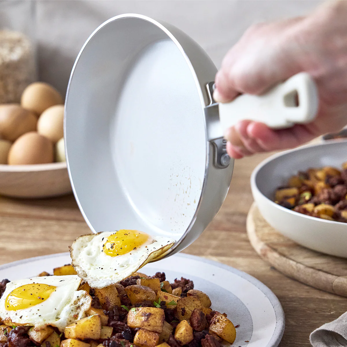 Bobby Flay by GreenPan Professional Ceramic Nonstick 10 Frypan | Cream