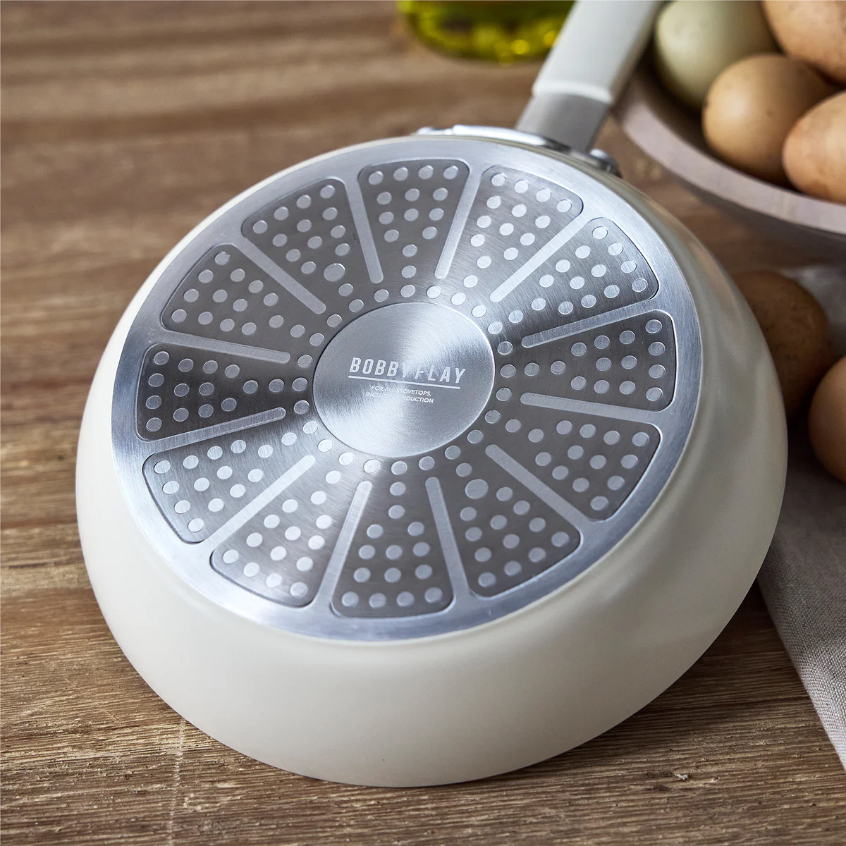 Bobby Flay by GreenPan Professional Ceramic Nonstick 10 Frypan | Cream