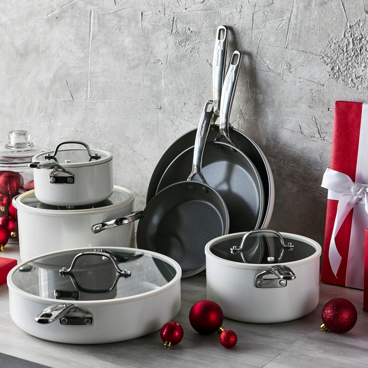 Eras Ceramic Nonstick 11-Piece Cookware Set | Cloud Cream