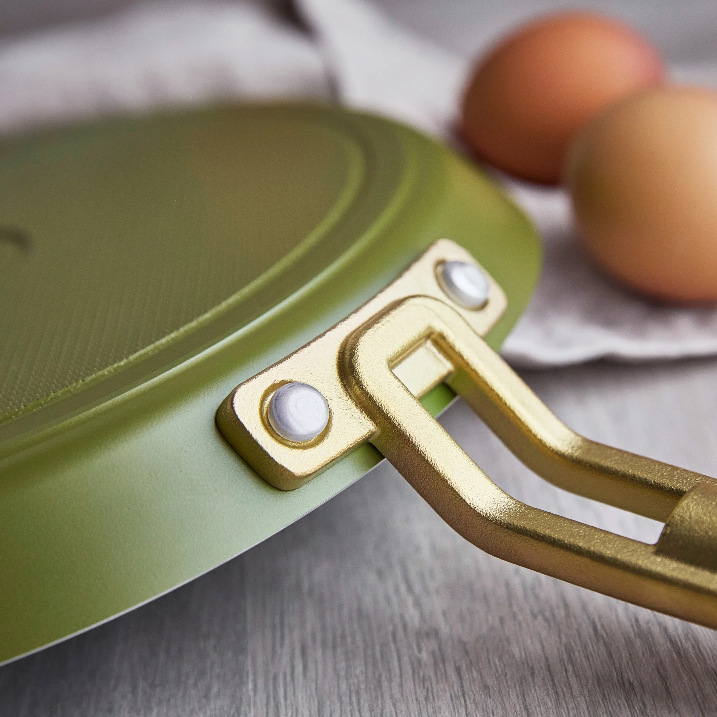 Stanley Tucci™ Ceramic Nonstick 10 Crepe and Omelette Pan | Tuscan Olive