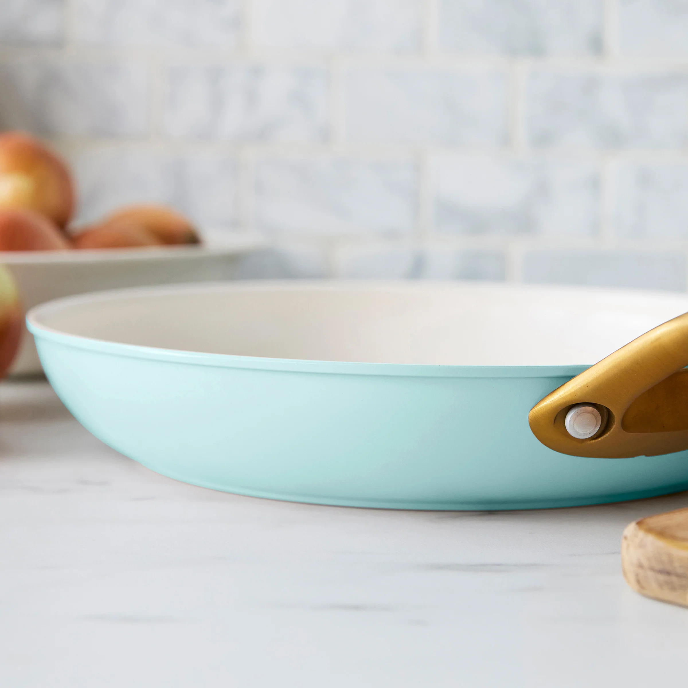 Reserve Pro Ceramic Nonstick 10-Piece Cookware Set | Seaside