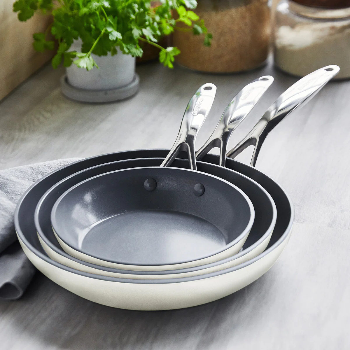 Valencia Pro Ceramic Nonstick 8, 9.5, and 11 Frypan Set | Cream