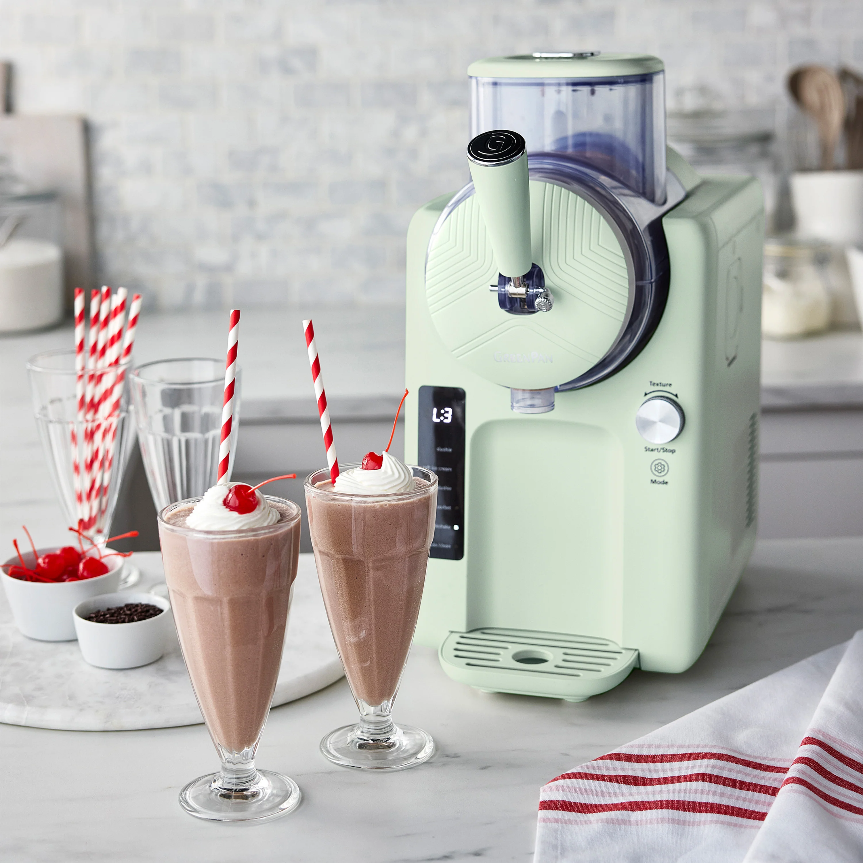 Frost 15-in-1 Ice Cream & Frozen Drink Maker | Pistachio