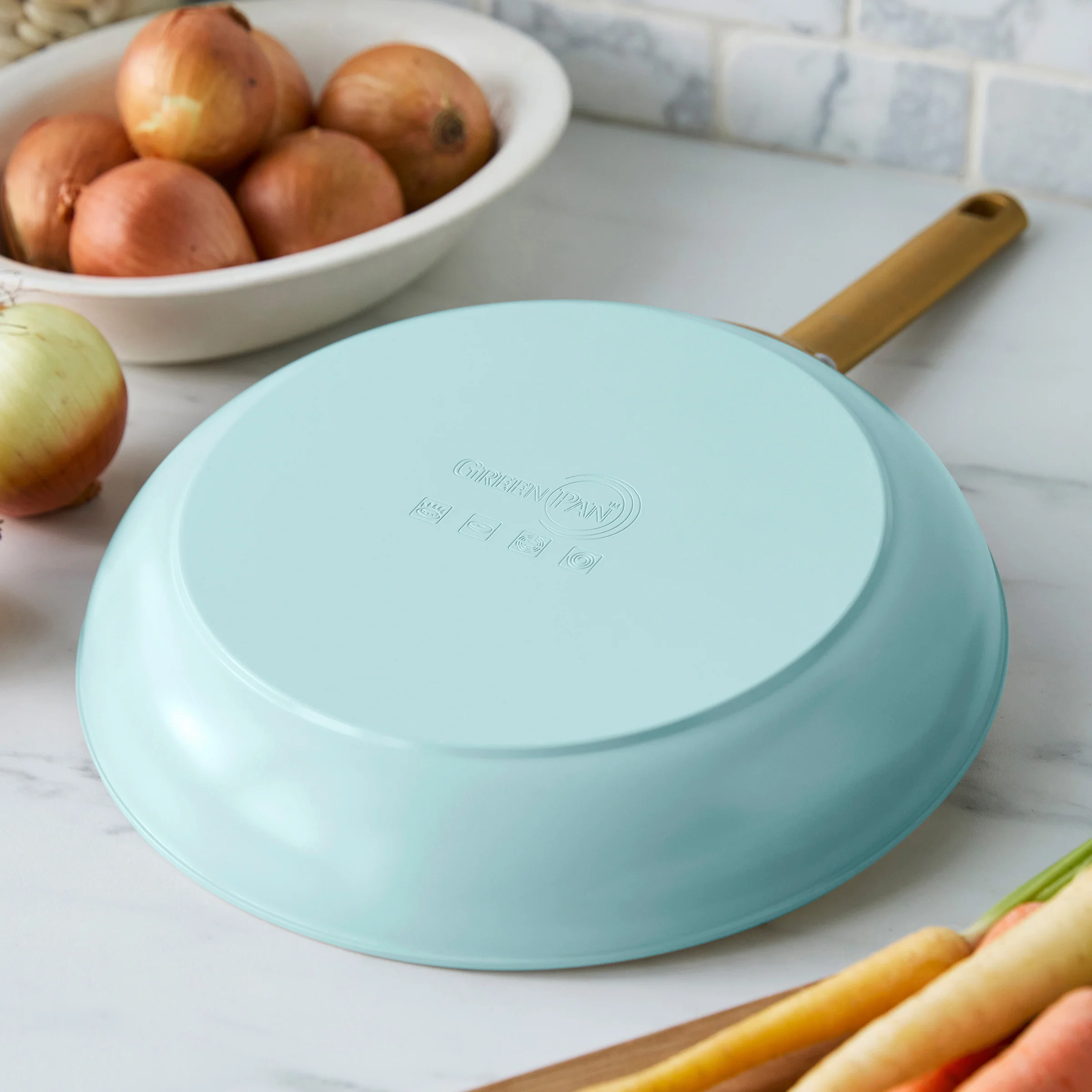 Reserve Pro Ceramic Nonstick 10-Piece Cookware Set | Seaside