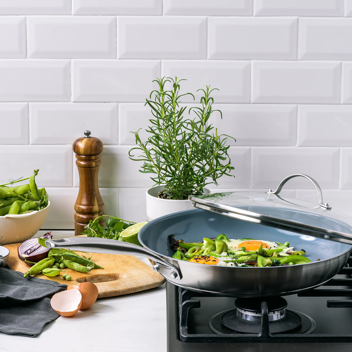 Treviso Ceramic Nonstick Stainless Steel 12 Frypan with Lid