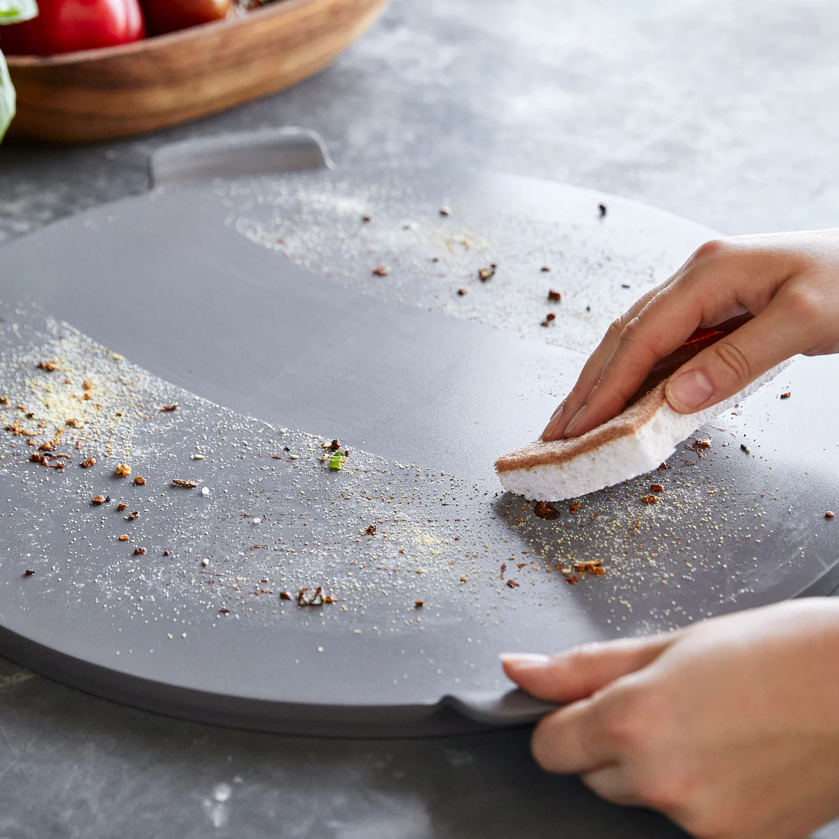 Premiere Ovenware 16.5 Round Pizza Baker