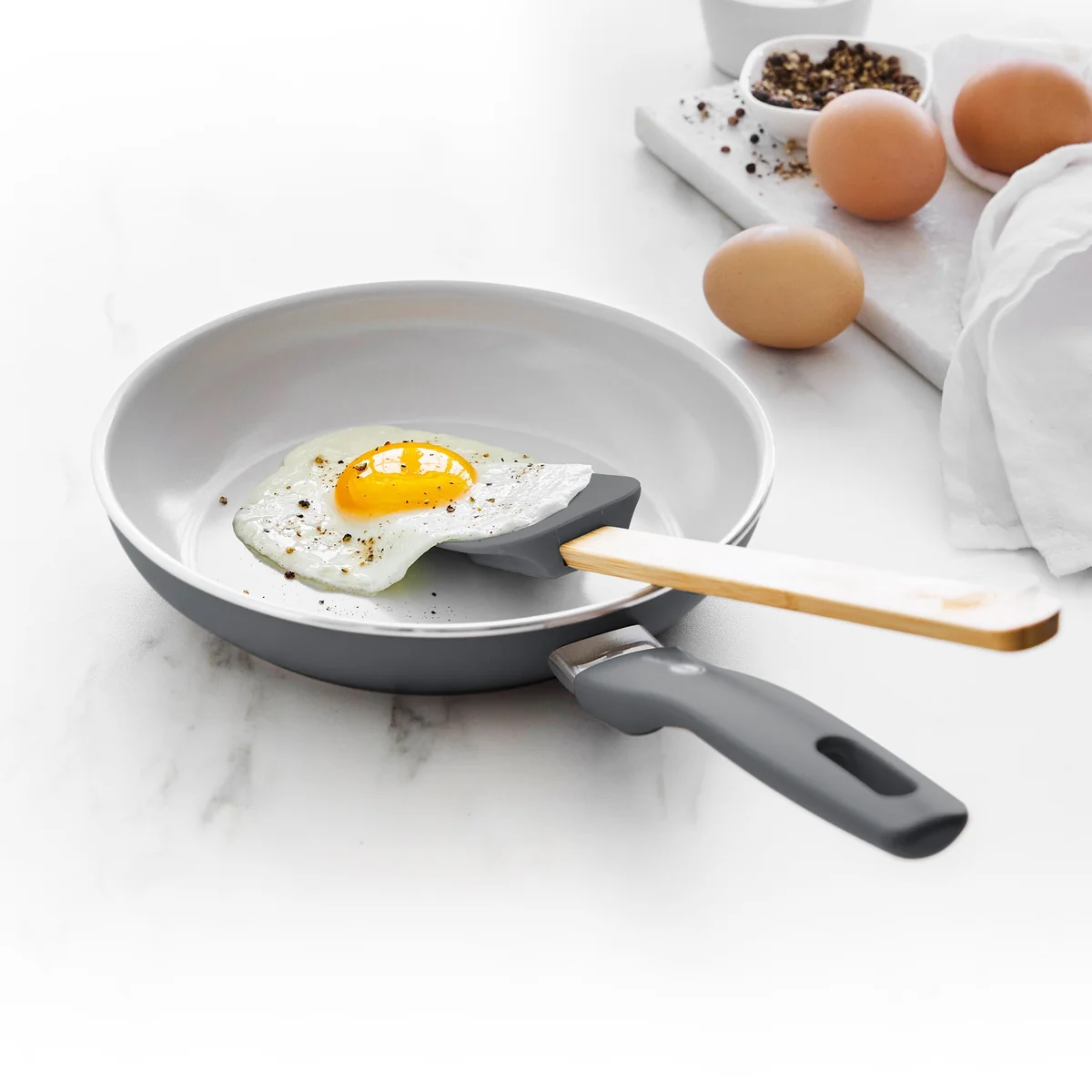 Dover Ceramic Nonstick 8 Frypan with Spatula | Charcoal Gray