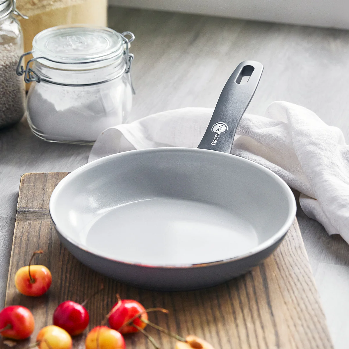 Dover Ceramic Nonstick 8 Frypan