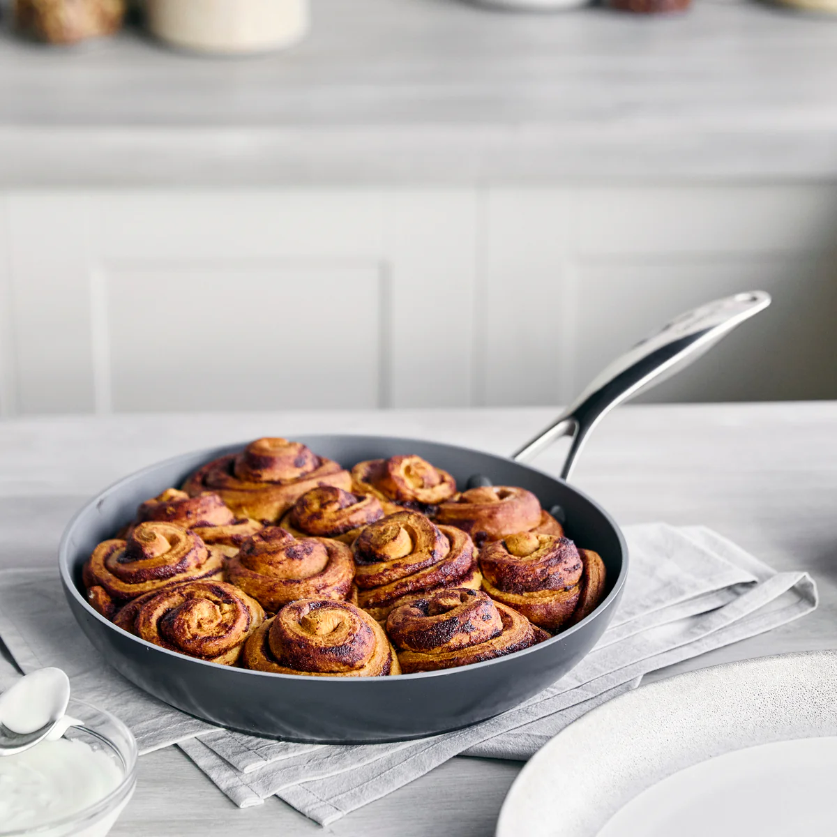 Valencia Pro Ceramic Nonstick 10 Frypan