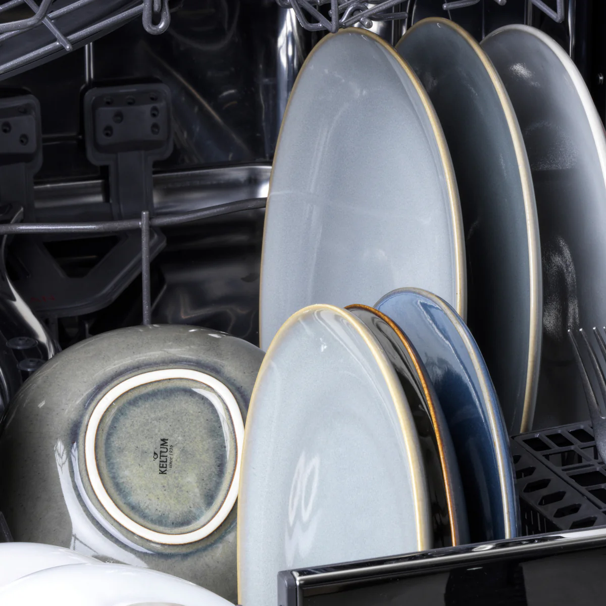 Keltum Glazed Stoneware 15 Serving Plate | Gray