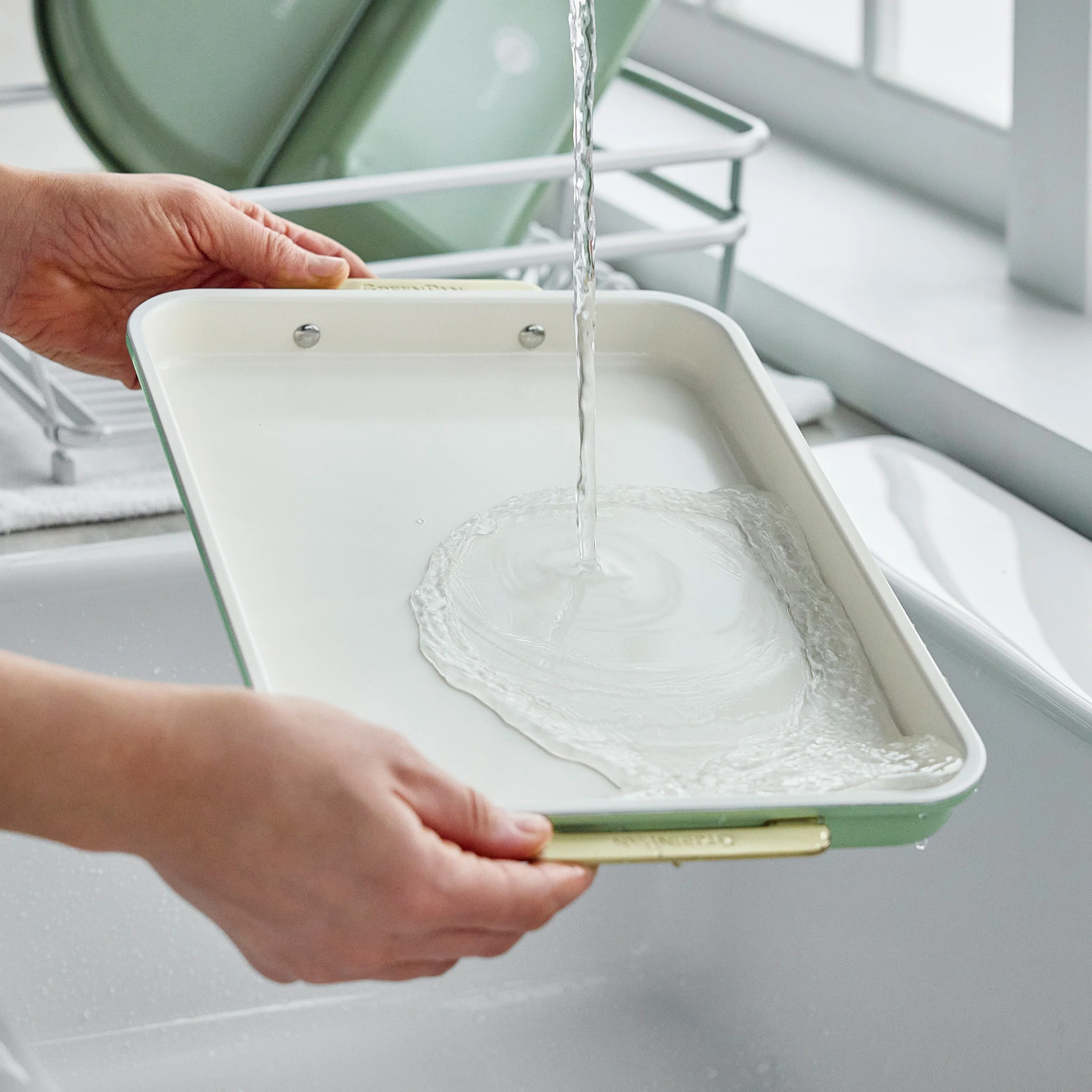 Reserve Bakeware 13 x 9 Quarter Sheet Pan | Sage