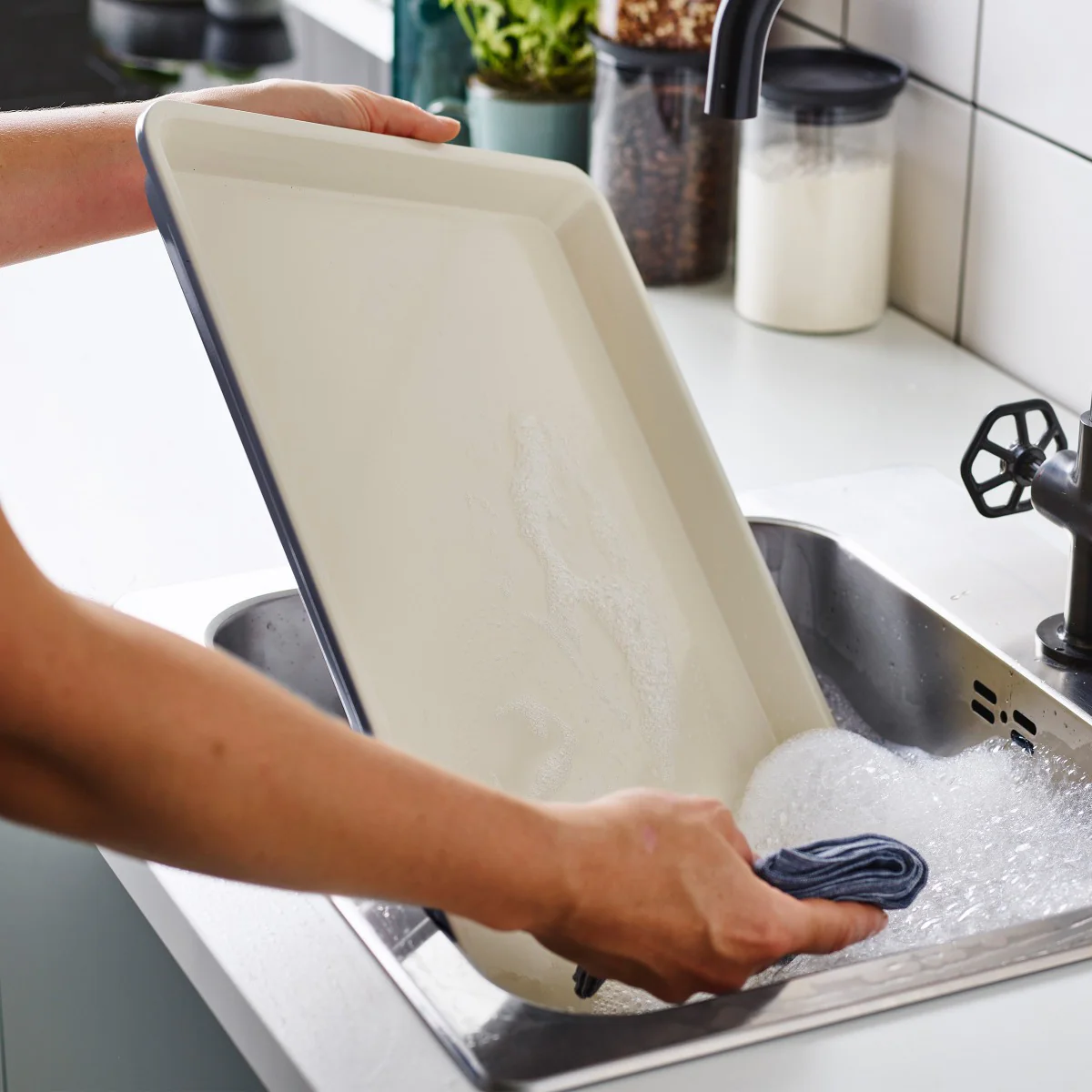 GreenLife Ceramic Nonstick 18 x 13 Cookie Sheet | Black