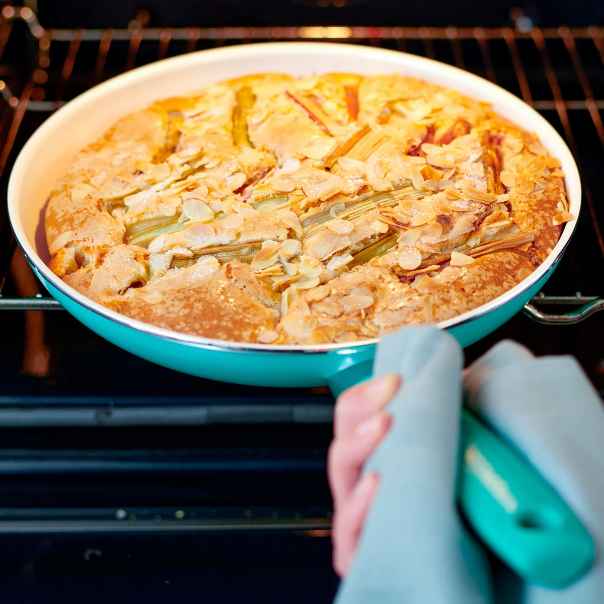 Rio Ceramic Nonstick 8 and 10 Frypan Set | Turquoise