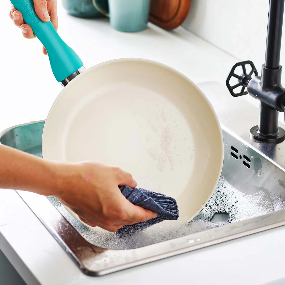 Rio Ceramic Nonstick 7, 9.5 and 11 Frypan Set | Turquoise