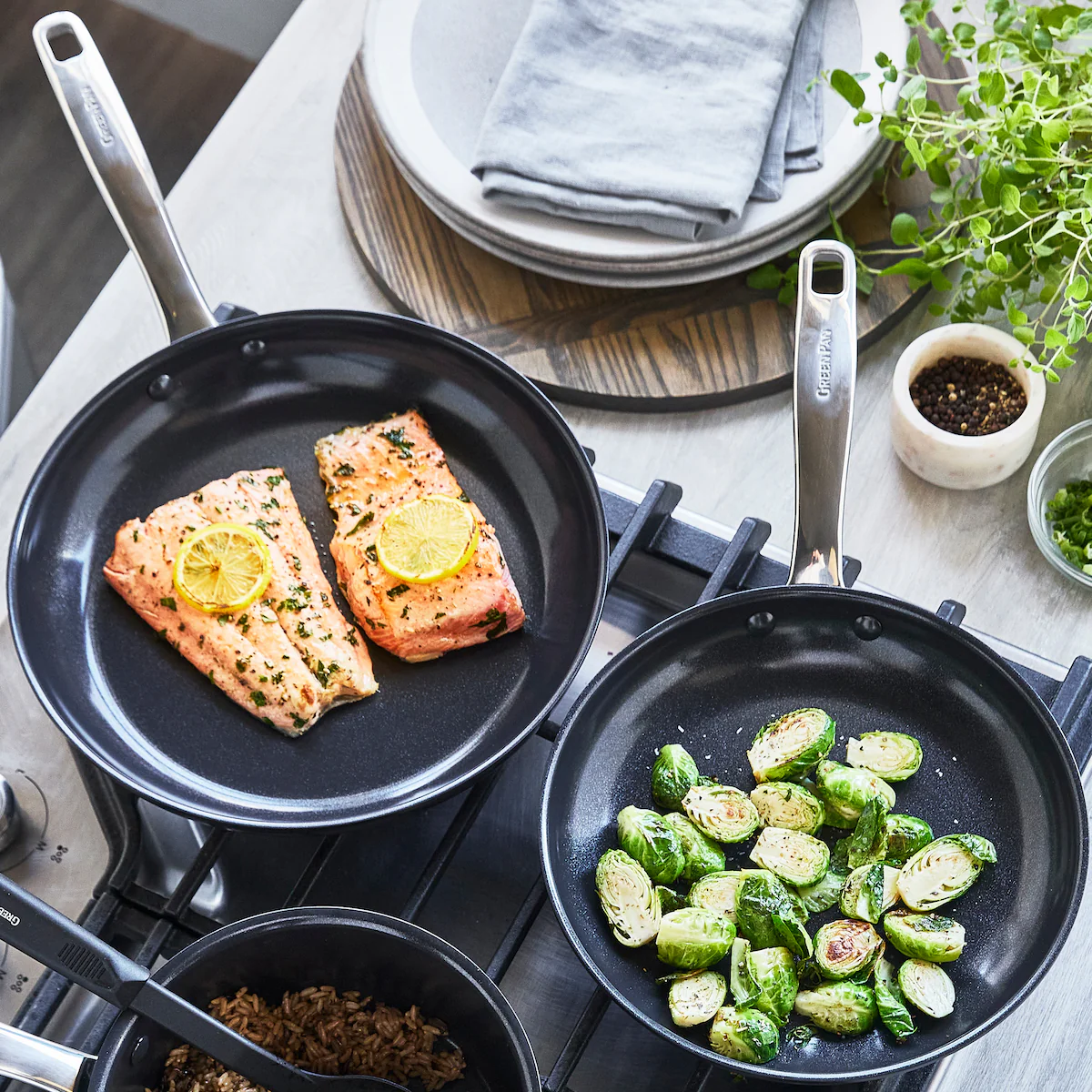 Chatham Black Ceramic Nonstick 10 and 12 Frypan Set