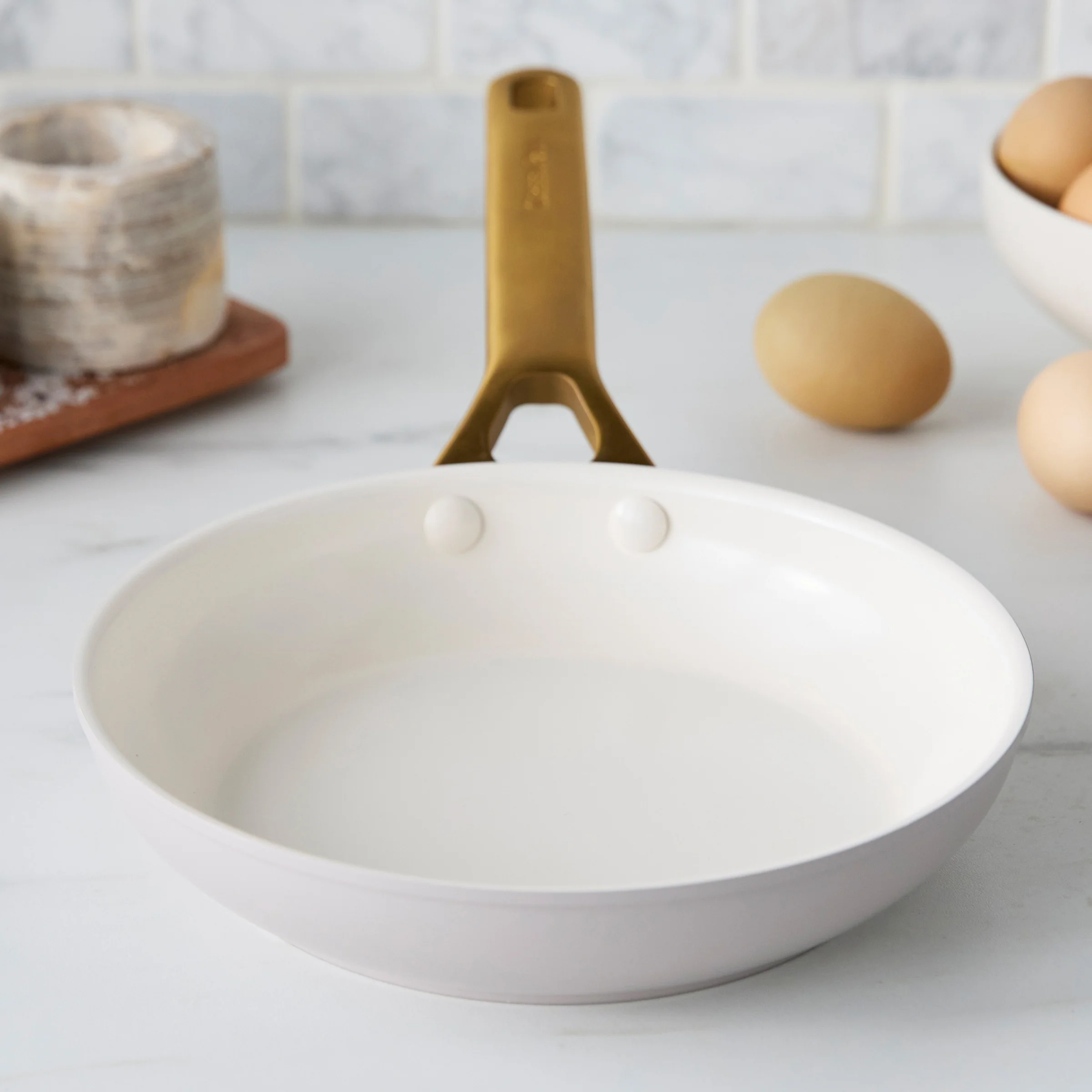 Reserve Pro Ceramic Nonstick 8 Frypan | Oyster