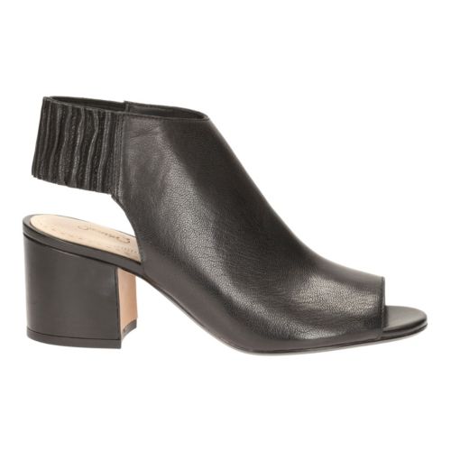 Clarks Barley Charm4