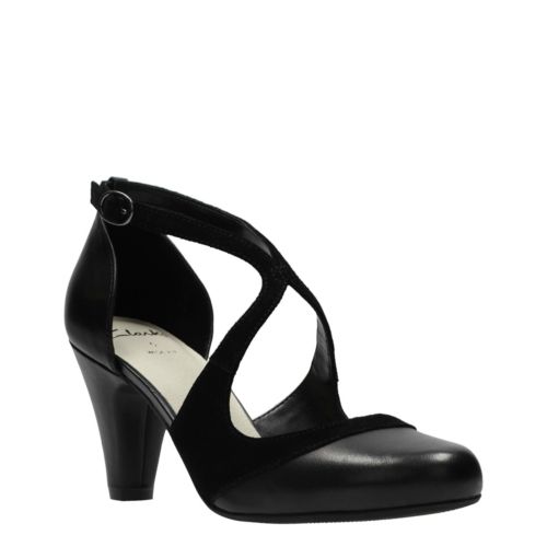 Clarks Baldric Honey - Wide Fit