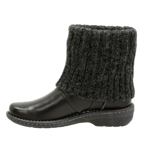 Clarks Avington Style