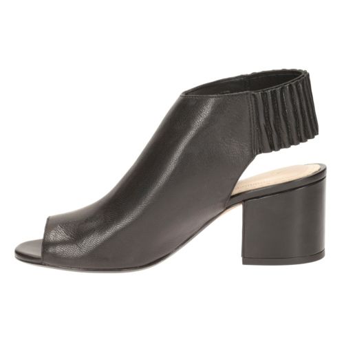 Clarks Barley Charm4