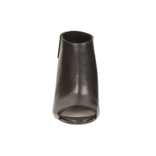 Clarks Barley Charm4