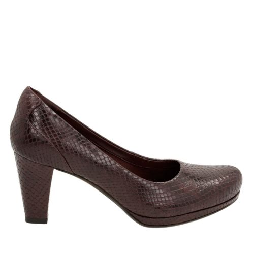Clarks Chorus Chic