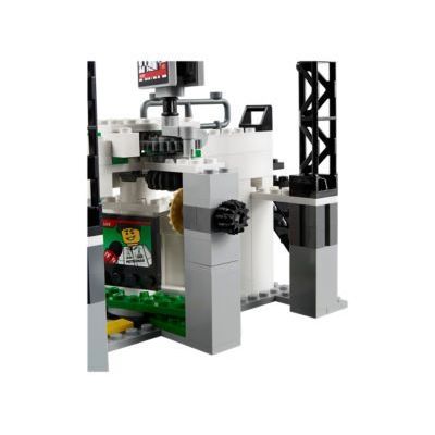 LEGO MERCEDES AMG PETRONAS Formula One™ Team