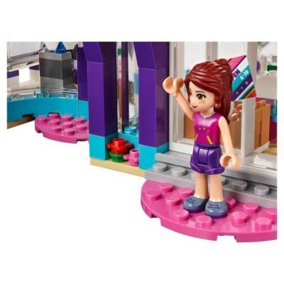 LEGO Heartlake Sports Center