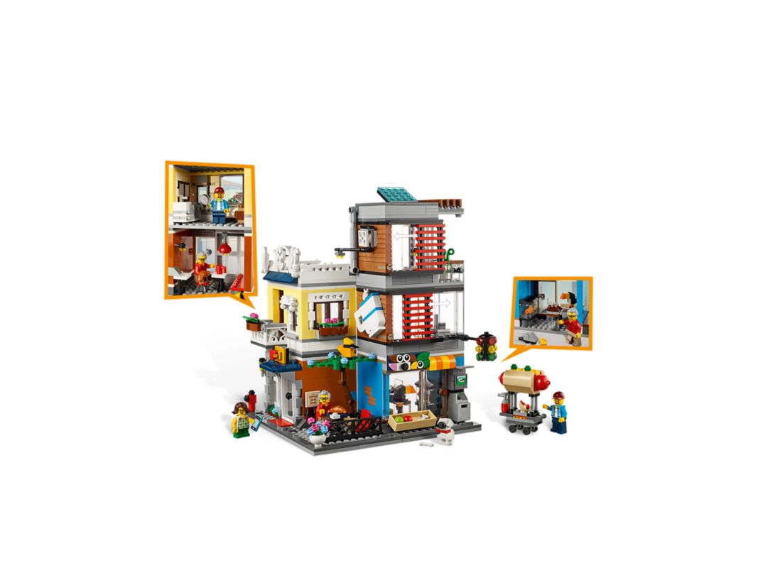LEGO Townhouse Pet Shop & Caf