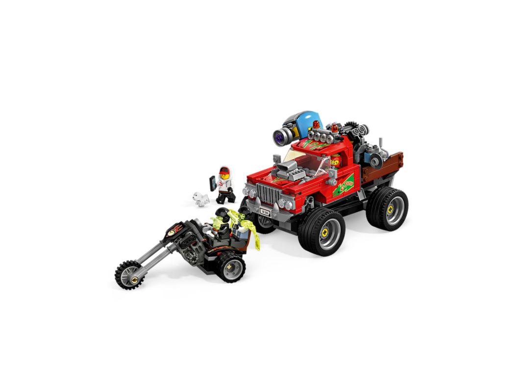 LEGO El Fuego's Stunt Truck