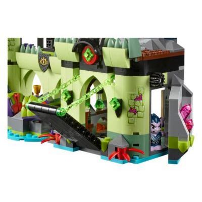 LEGO Breakout from the Goblin Kings Fortress