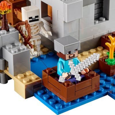 LEGO The Desert Outpost