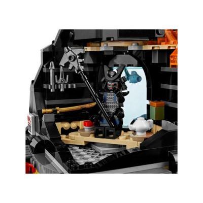 LEGO Garmadons Volcano Lair