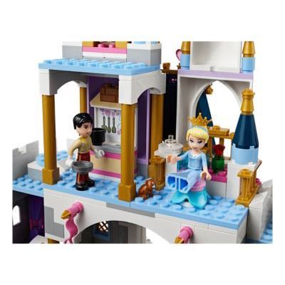 LEGO Cinderellas Dream Castle