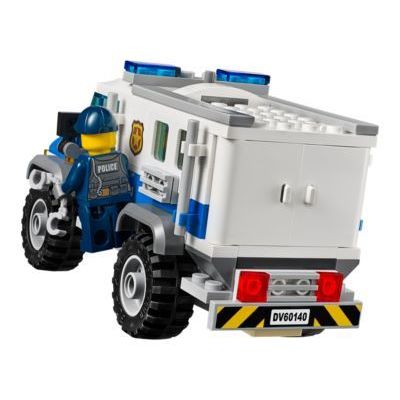 LEGO Bulldozer Break-in